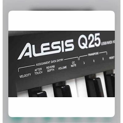 میدی کنترلر السیس Alesis مدل Q25 آکبند