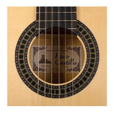گیتار کلاسیک پاکو کاستیلو Paco Castillo 214F آکبند