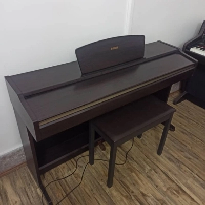 پیانو دیجیتال یاماها Yamaha YDP-123 کارکرده