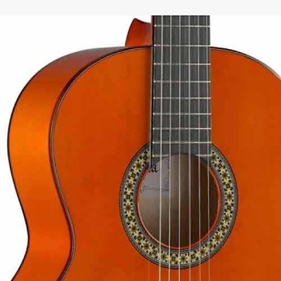 گیتار الحمبرا Alhambra مدل 4F کارکرده در حد نو