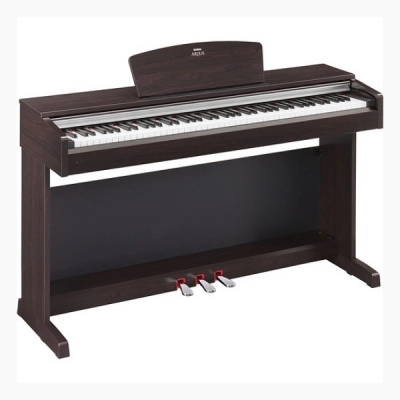 پیانو دیجیتال یاماها Yamaha YDP-135 کارکرده