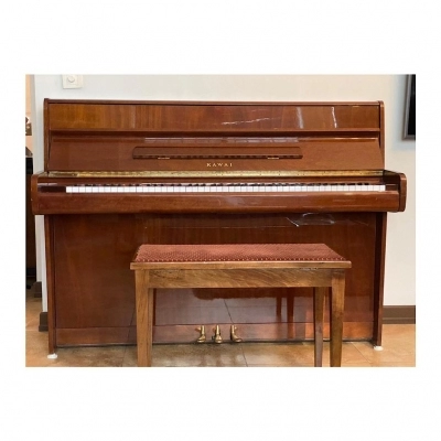 پیانو آکوستیک کاوایی Kawai ارتفاع 109 در حد آکبند - donyayesaaz.com