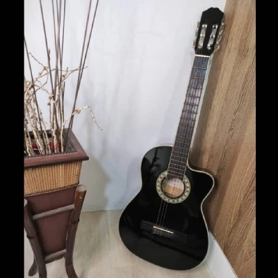 گیتار کلاسیک پیکاپ دار بلوچی Bellucci مدل MP 310 CE_BK - donyayesaaz.com