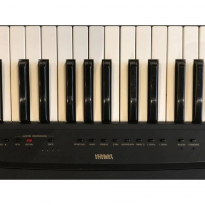 پیانو دیجیتال 5 اکتاو یاماها مدل Yamaha YPP 35 ژاپنی اصل کارکرده
