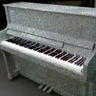 پیانو دیجیتال طرح آکوستیک نقره ای کریستال یاماها YAMAHA مدل 101 آکبند - donyayesaaz.com